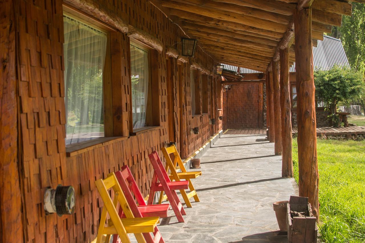 Valle Del Carrileufu Villa Cholila ภายนอก รูปภาพ