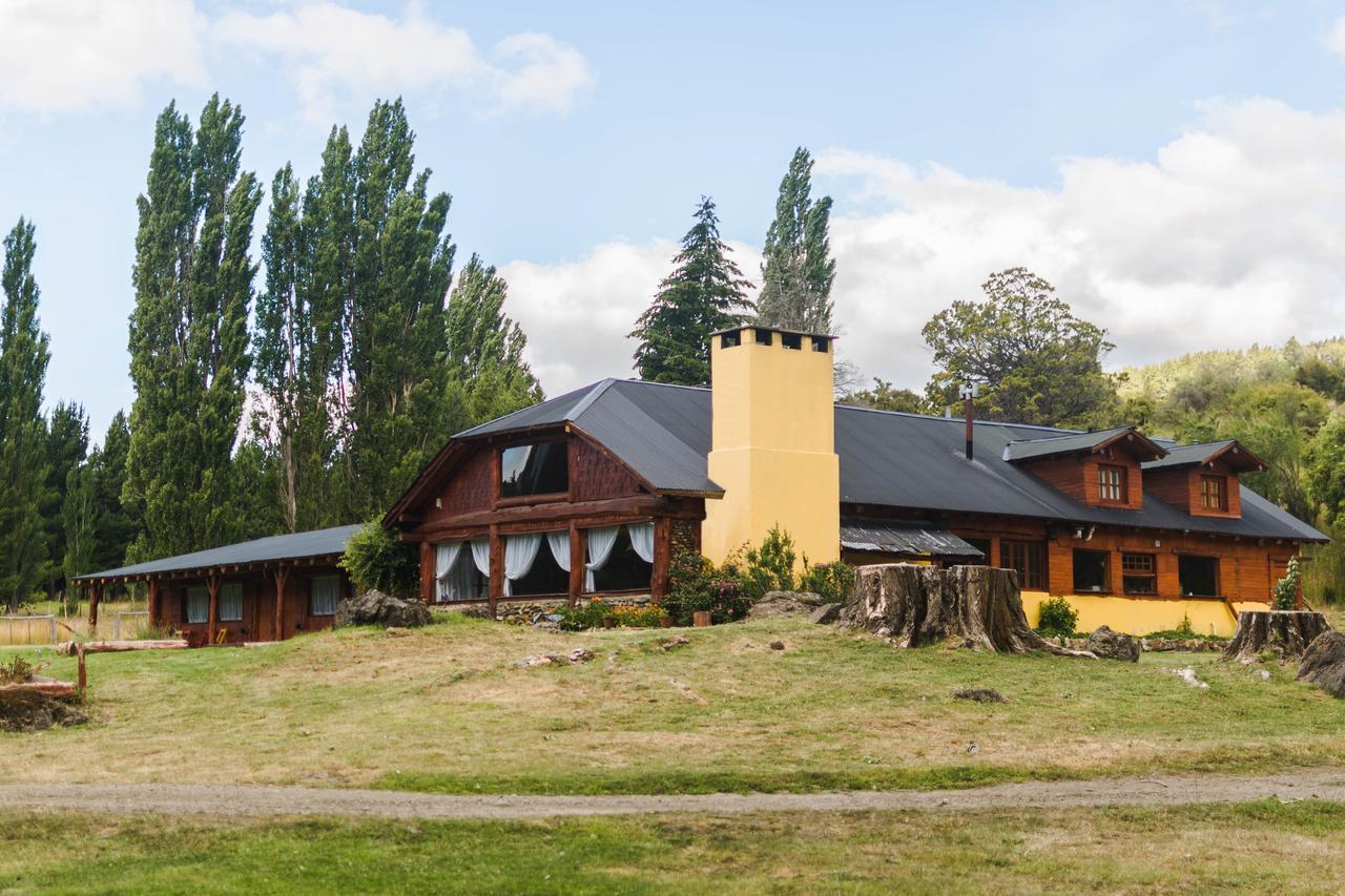 Valle Del Carrileufu Villa Cholila ภายนอก รูปภาพ
