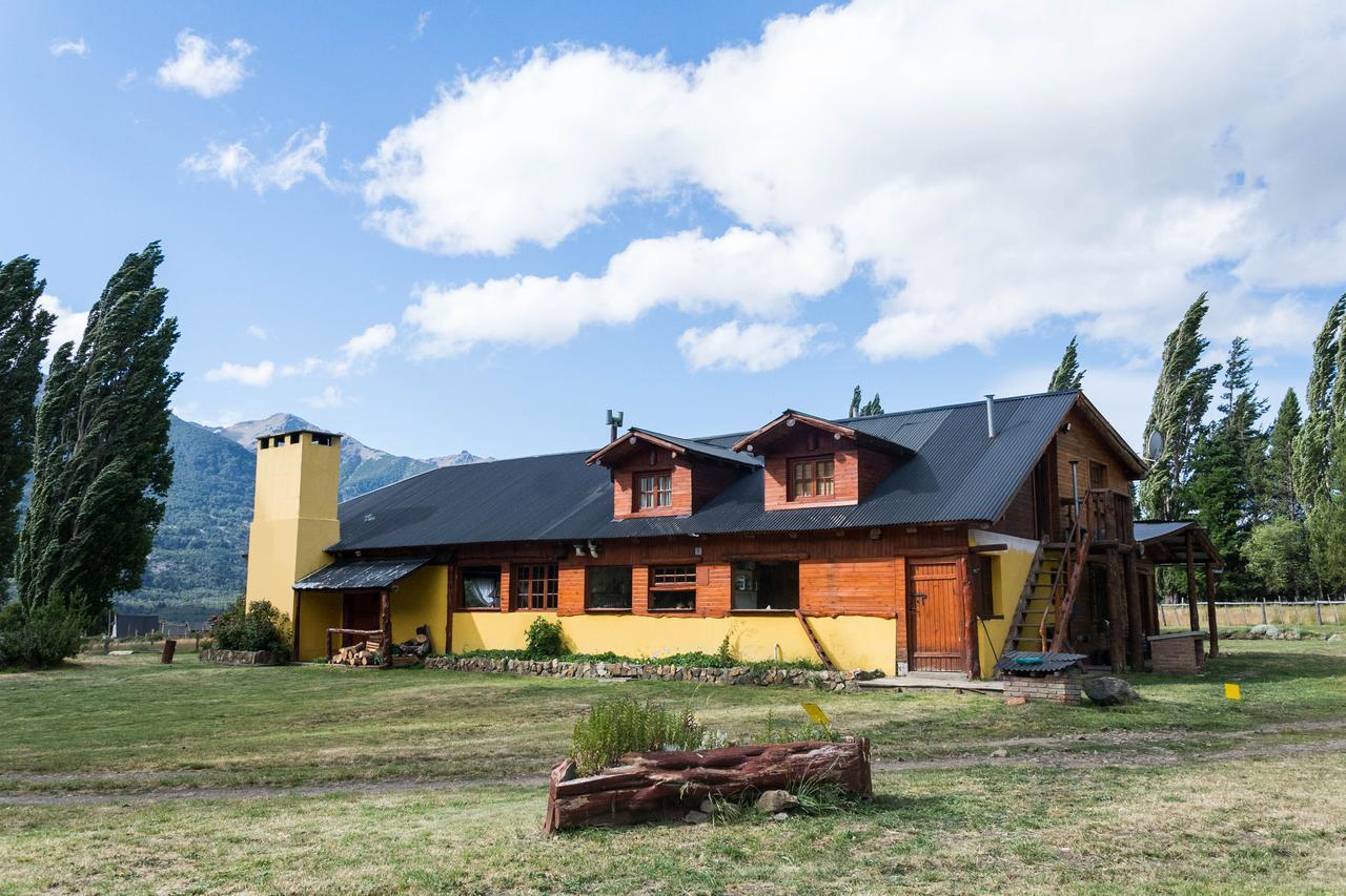 Valle Del Carrileufu Villa Cholila ภายนอก รูปภาพ